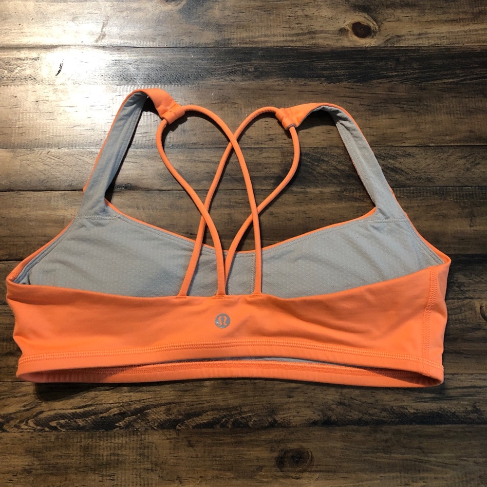 Lululemon Free to Be bra